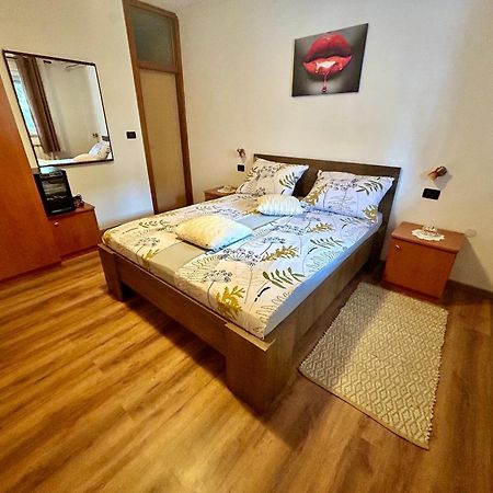Guest House Casa Mia - Rooms & Apartments Rovinj Zewnętrze zdjęcie
